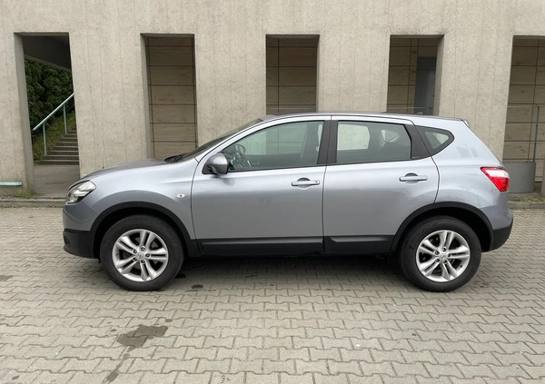 Nissan Qashqai cena 41800 przebieg: 182000, rok produkcji 2011 z Kielce małe 407